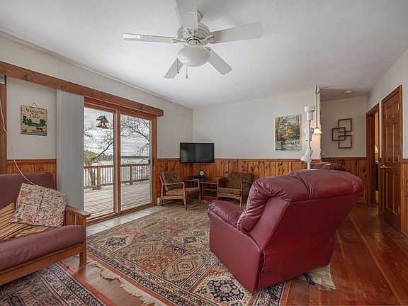 3rd image of 1169 Wabedo Pass Rd NE