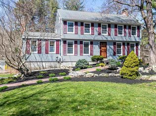 7 Independence Ave, Derry, NH 03038