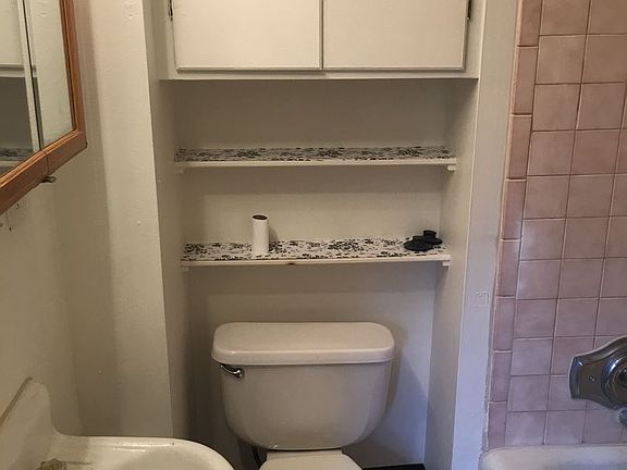5th image of 1627 1/2 I St