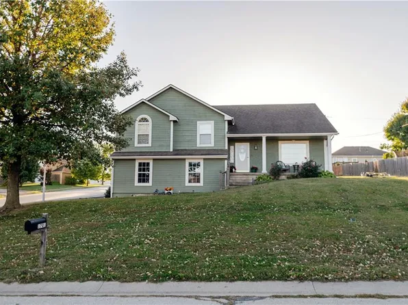 1701 Jayhawk Dr, Atchison, KS 66002