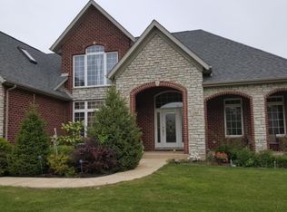 291 Pine St, Beecher, IL 60401