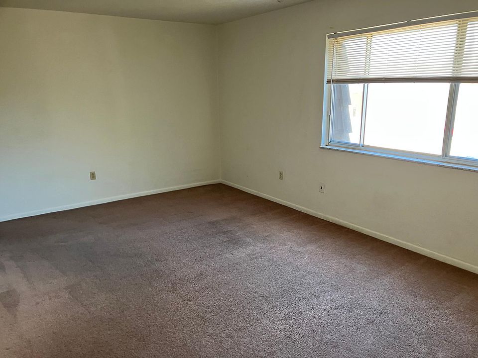 1st image of 2707 W Central Ave #G9