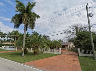 301 NW 132nd Ave, Miami, FL 33182