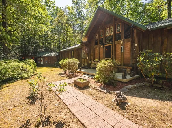 401 Shady Dr, Collettsville, NC 28611
