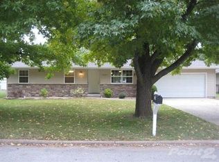 3524 S Newton Ave, Springfield, MO 65807