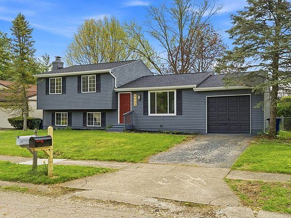 3rd image of 8669 Ripton Dr