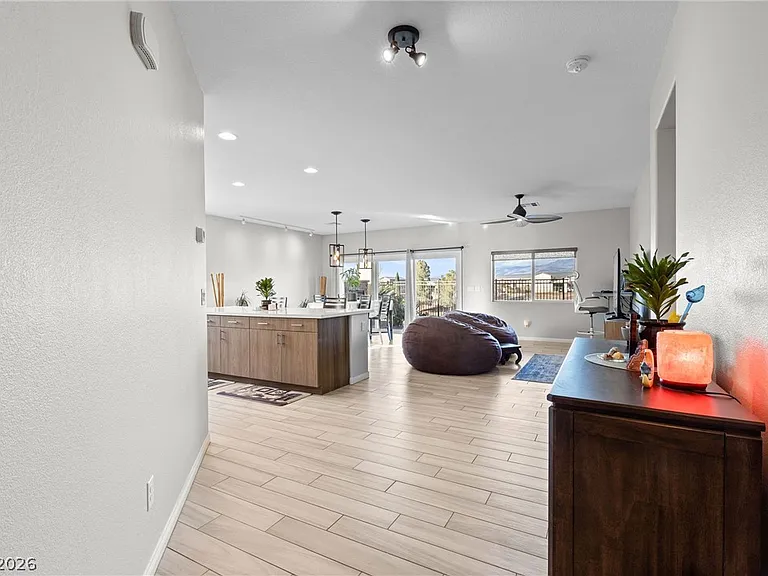 5524 E San Pietro Dr — Photo 9