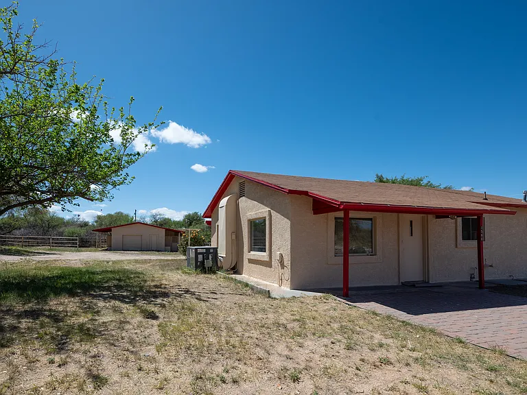 1560 N John Adams St — Photo 16