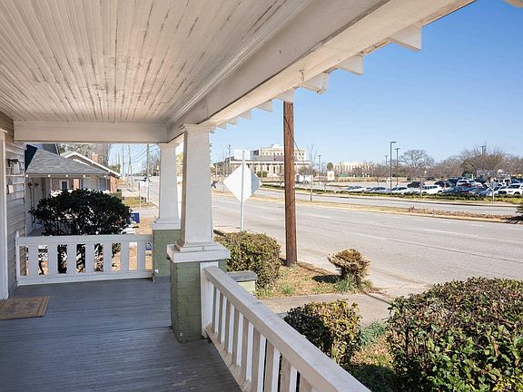 3rd image of 2227 Bull St