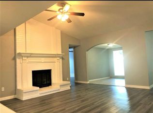 3745 Magnolia Dr, Grand Prairie, TX 75052