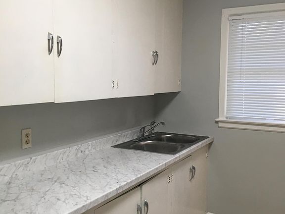 4th image of 407B Elizabeth St