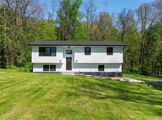 15 Larissa Lane, Wappingers Falls, NY 12590