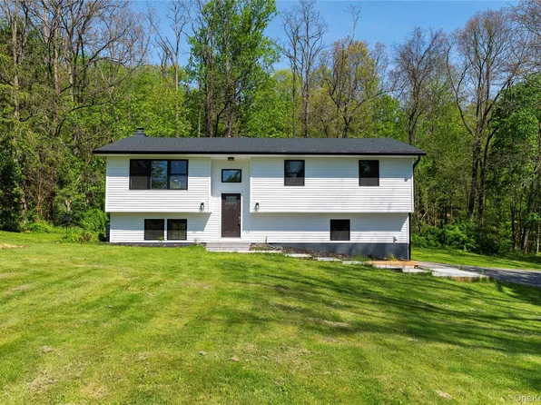 15 Larissa Lane, Wappingers Falls, NY 12590