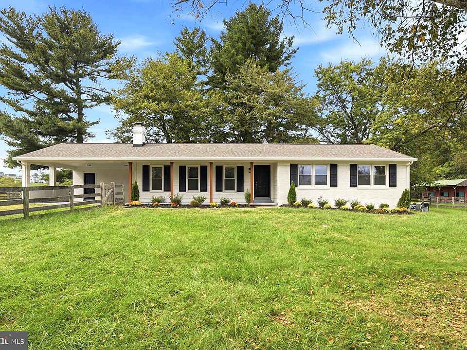 1st image of 36292 Paxson Rd