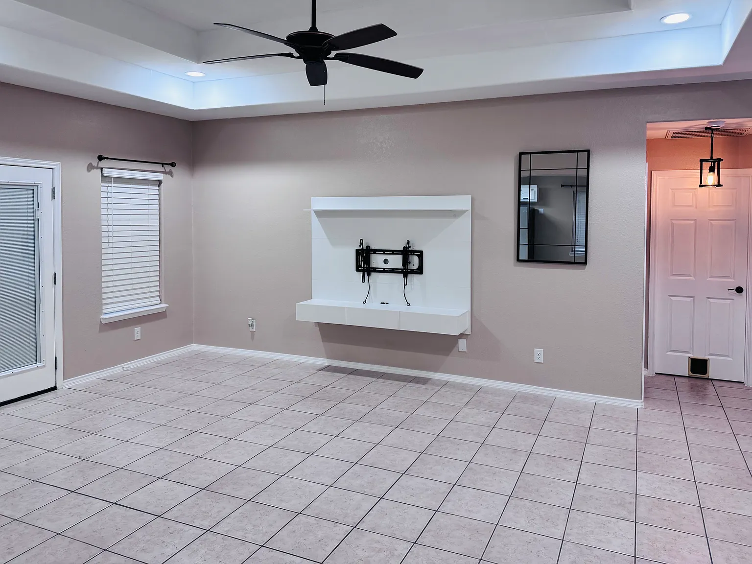 3 bed, 1639 sqft, $2,000 — Photo 4