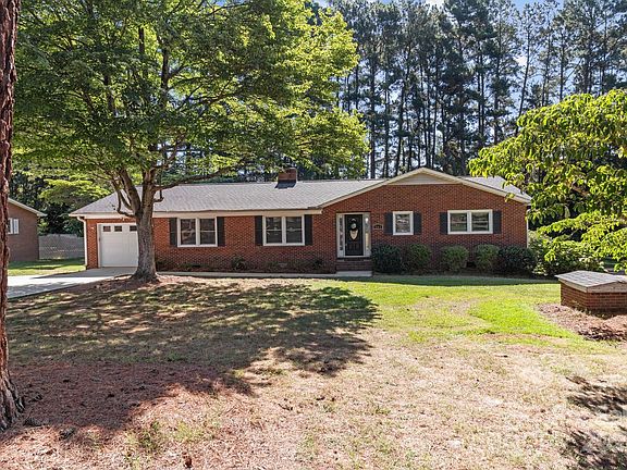 2nd image of 109 Bradford Dr