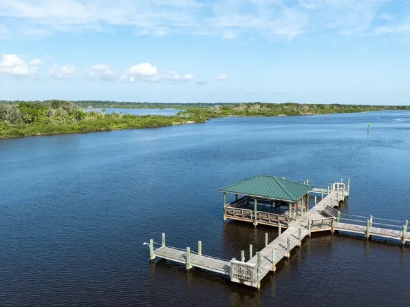 80 Surfview Dr, Palm Coast, FL