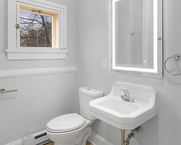 504 Stewart Ave — Photo 84
