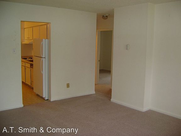 3rd image of 1640 Carr St APT 4