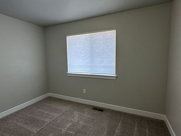 4th image of 3060 N 275 E