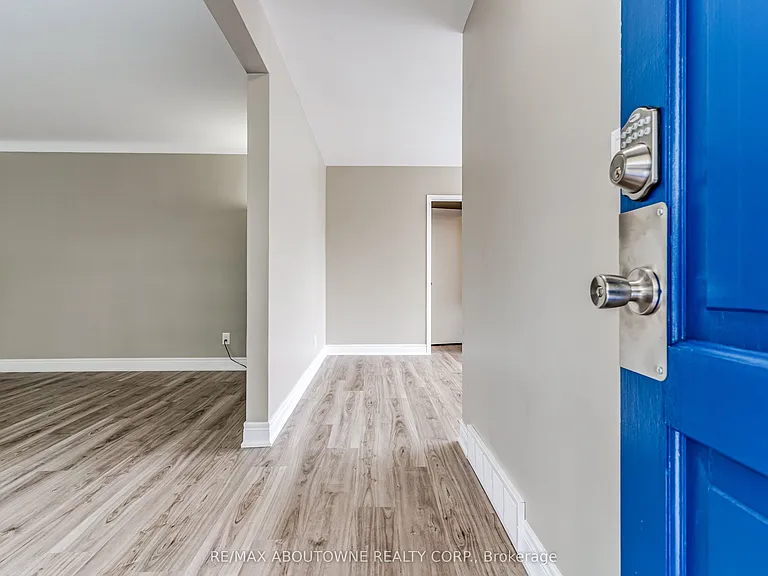 19 Friars Ct — Photo 6