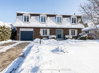 3 Roberta Cres, Ottawa, ON K2J 1G5