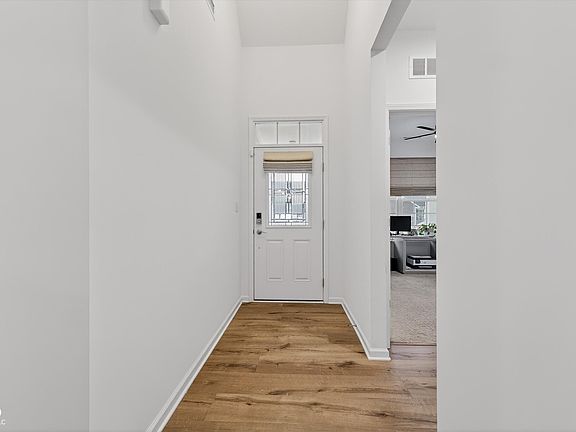 3rd image of 17021 Adler Ln