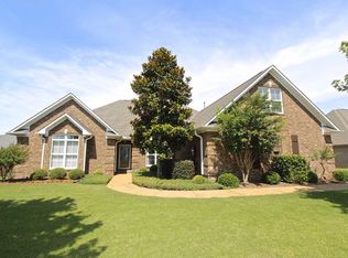 15 Cobble Ridge Cv, Jackson, TN 38305