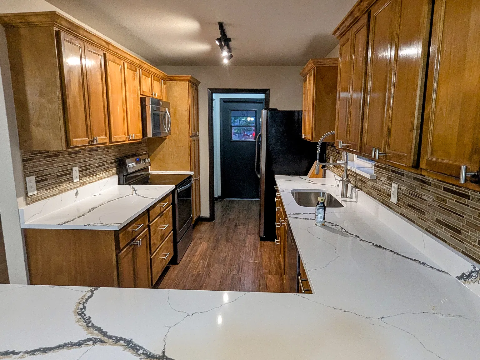 3 bed, 1238 sqft, $2,050 — Photo 3