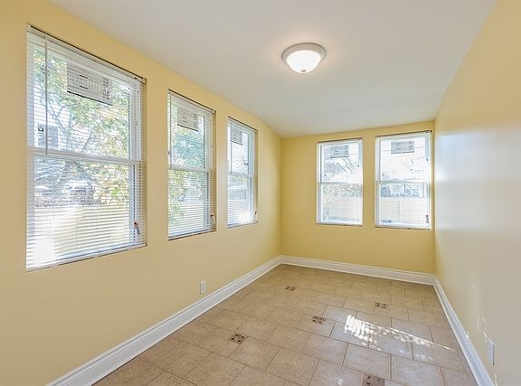 5th image of 7740 S Crandon Ave