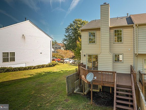 3rd image of 12850 Hyannis Ln
