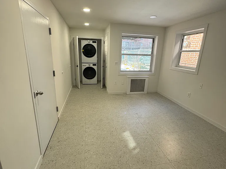 2116 Paulding Ave #1 — Photo 4