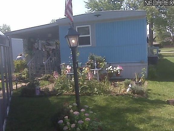 2nd image of 200 Sand Dr