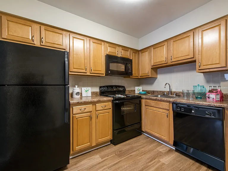 3116 Macdonald Rd — Photo 3