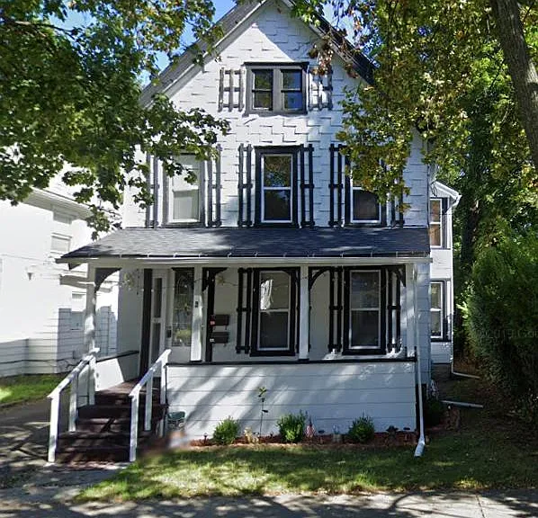 6 Arthur St #1 — Photo 9