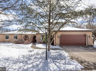 4265 Beaufort Hunt Dr, Harrisburg, PA 17110