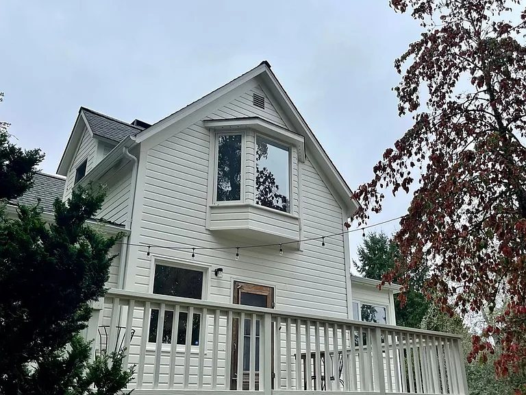 5062 New Sweden Ave NE — Photo 4