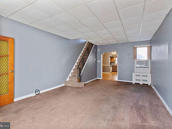 2nd image of 2138 S Iseminger St