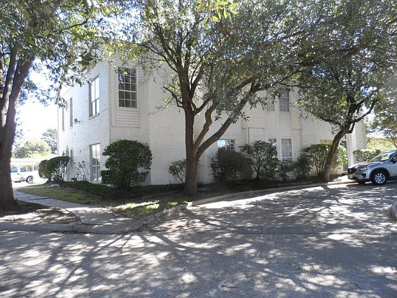 2nd image of 800 W Pasadena Blvd #1005