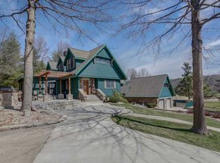 4075 Vilas Rd, Cottage Grove, WI 53527