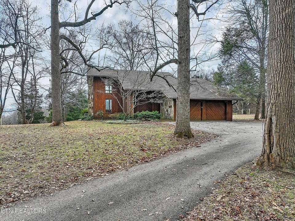 1st image of 311 Triplett Ln