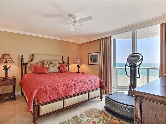 2nd image of 3554 Ocean Dr #120104