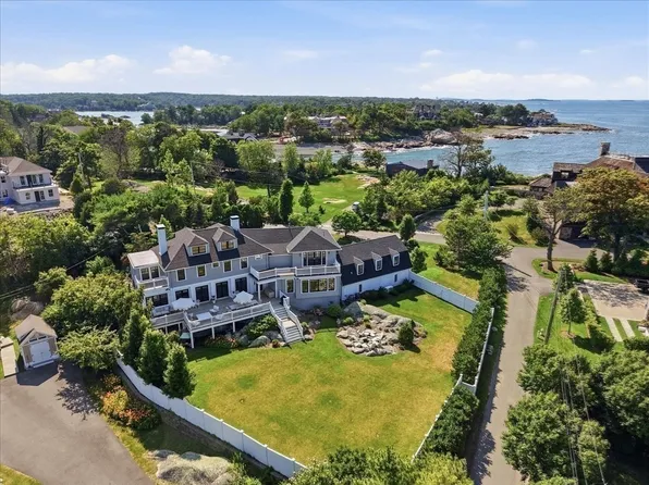 41 Hobart Ln, Cohasset, MA 02025