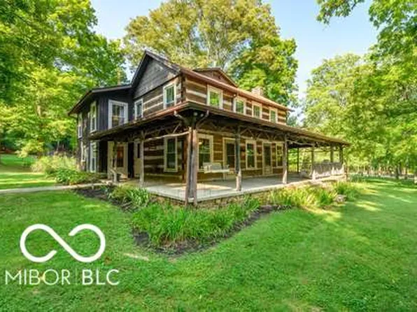 3016 Hoover Rd, Nashville, IN 47448