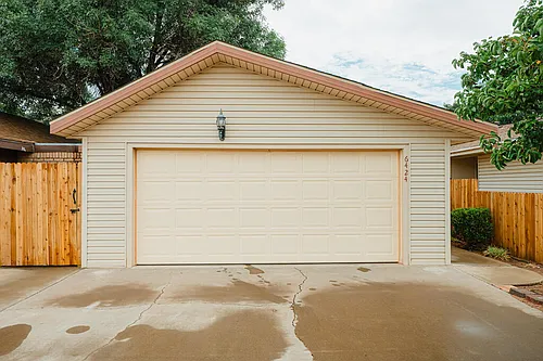 6424 Amber Dr Photo 1