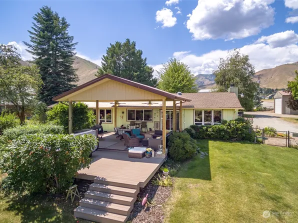 1919 5th Street, Wenatchee, WA 98801