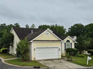 308 Sandwedge Dr, Fayetteville, NC 28311