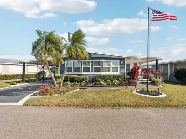 113 Castle Dr, Nokomis, FL 34275