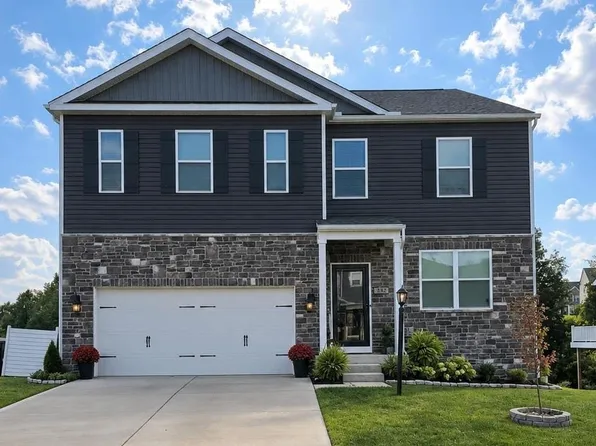 382 Lexington Cir, Bridgeport, WV 26330