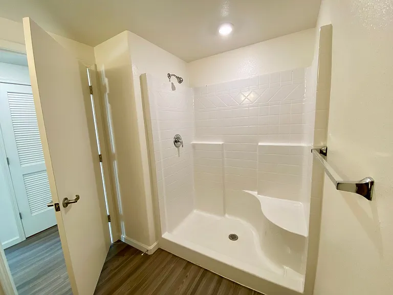 Brand New - Del Rio Apartments — Photo 7